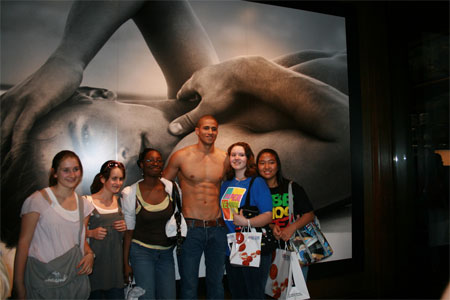 abercrombie greeters