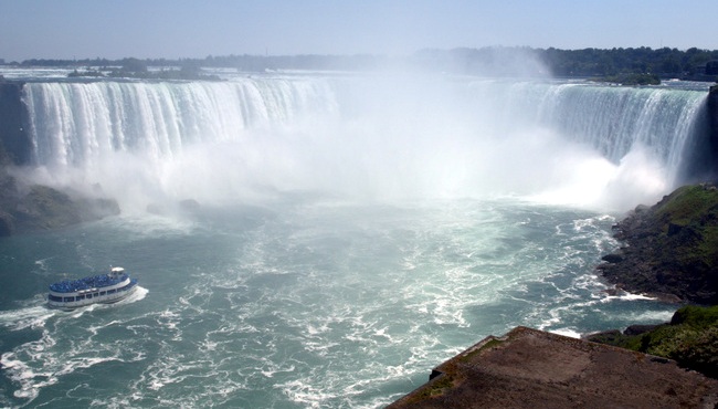 via-rail-canada-niagara-falls