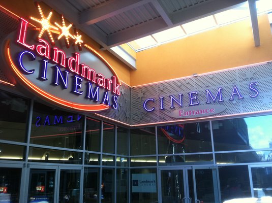 landmark-cinemas-canada-theater