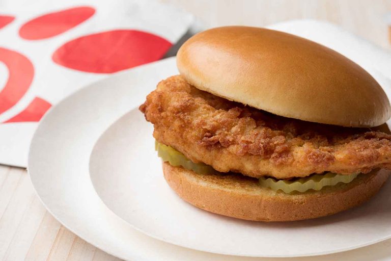 Worlds largest Chick-fil-A opens in New York City - ABC News