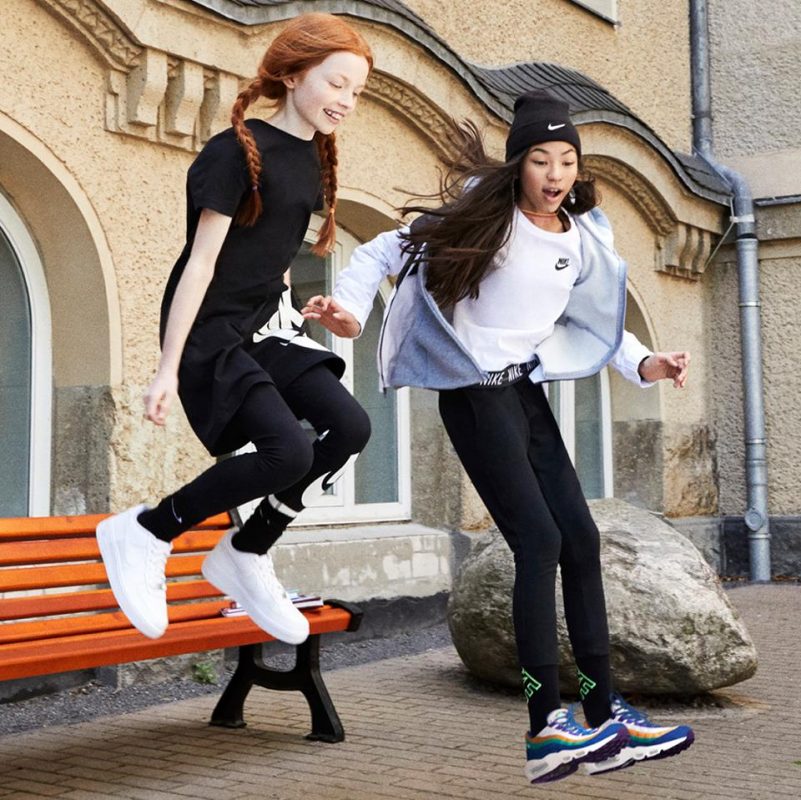 Nike Canada Sale: Save Up to 40% Off Shoes, Clothing, Accessories ...