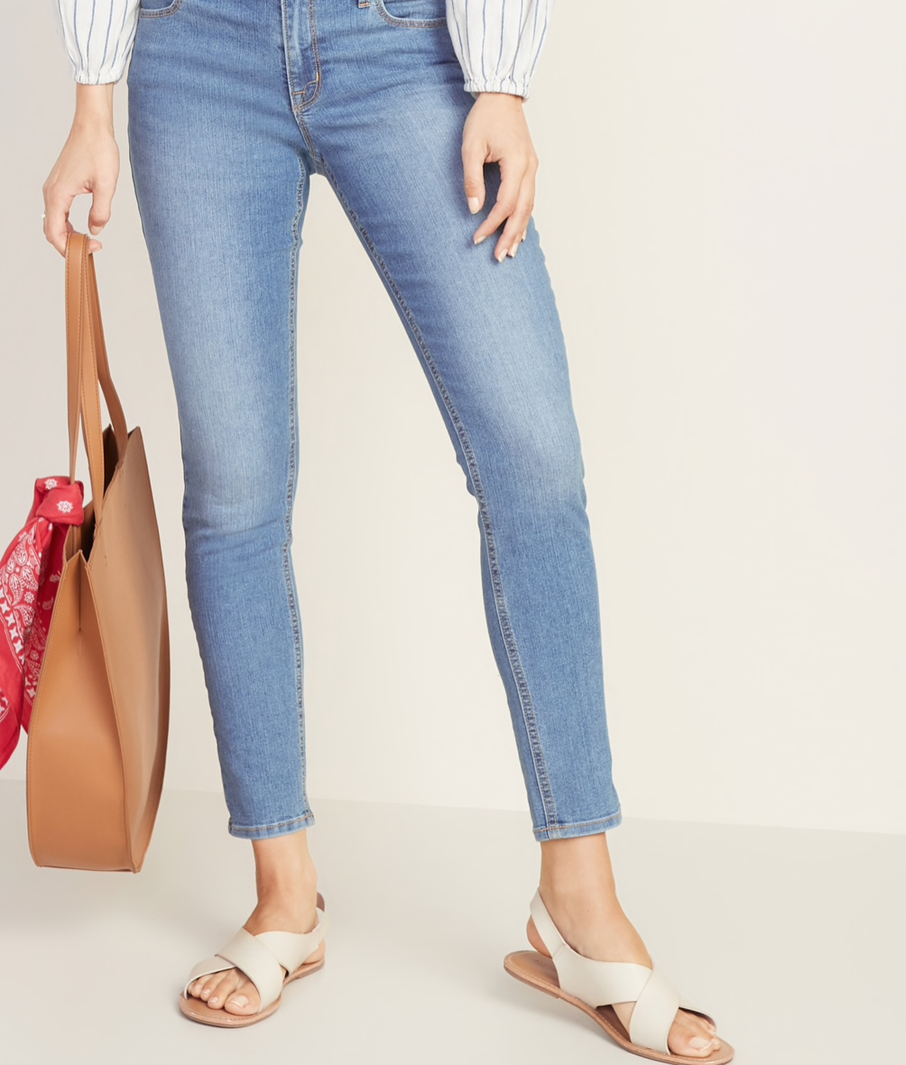 Old Navy Canada Deals: Jeans for $15 + Extra 20% Using Promo Code ...