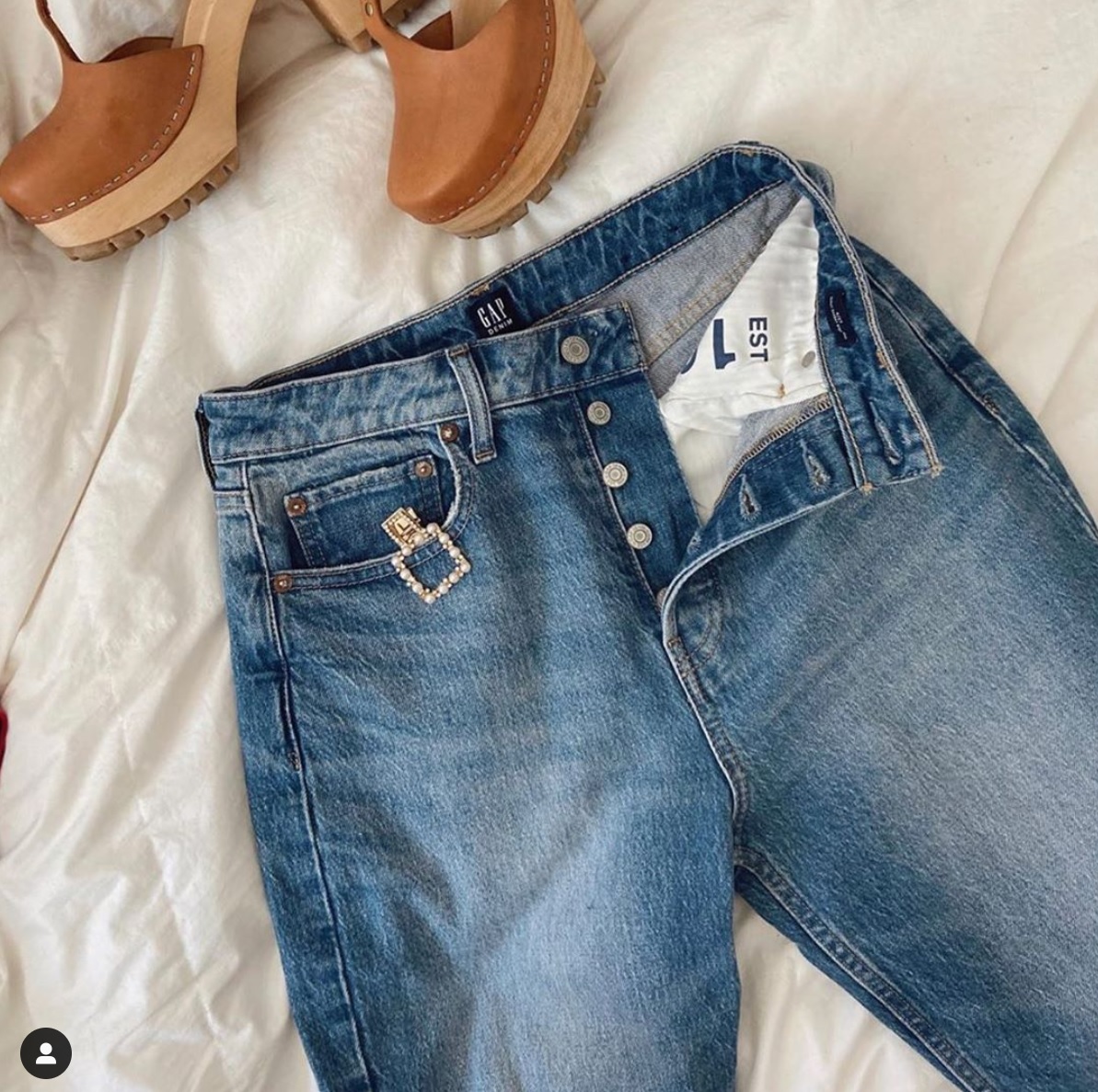 Gap Canada Deals: Save 50% OFF Jeans + 40% OFF Everything - Canadian ...