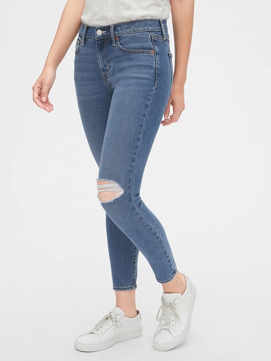 Gap Canada Deals Save Up to 60 OFF & Extra 20 OFF Everything