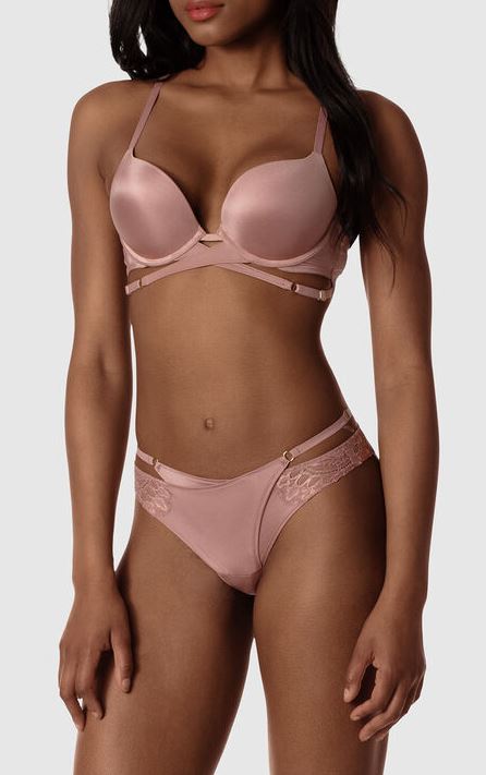 La Senza Canada Exclusive Deal: Free Sports Bra with Purchase + 10% Off  with Promo Code - Canadian Freebies, Coupons, Deals, Bargains, Flyers,  Contests Canada Canadian Freebies, Coupons, Deals, Bargains, Flyers,  Contests Canada